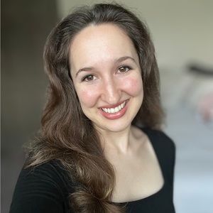 Meet your Posher, Bria